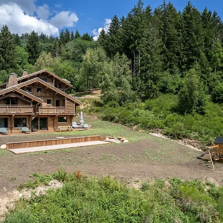Alpesi faház Le Refuge De Lola Family With Hot Tub Games & Fireplace